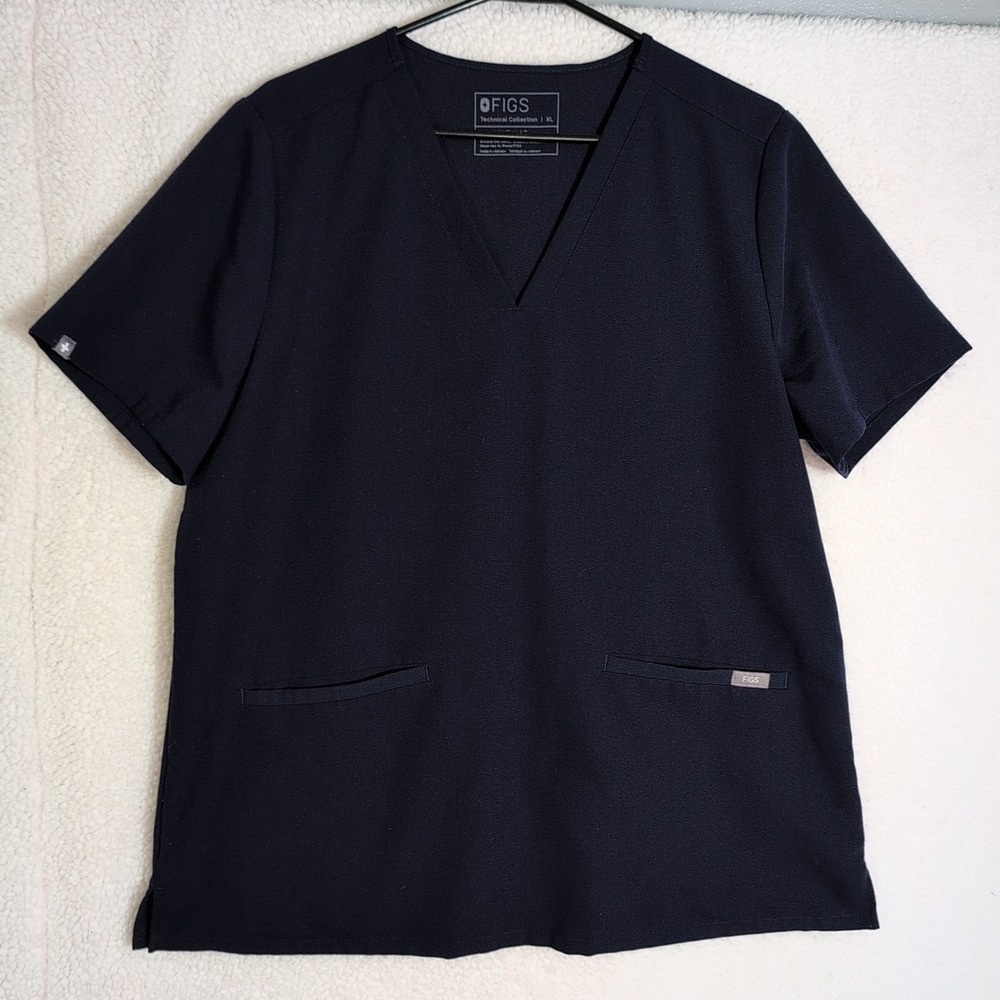 Figs‎ Dark Blue Technical Collection Women's Size XL Front Pockets Scrub Top